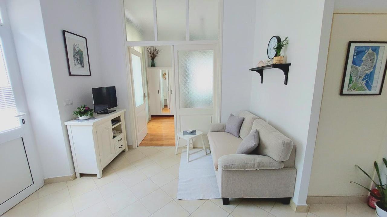 Apartments Rafaela 코츌라 객실 사진